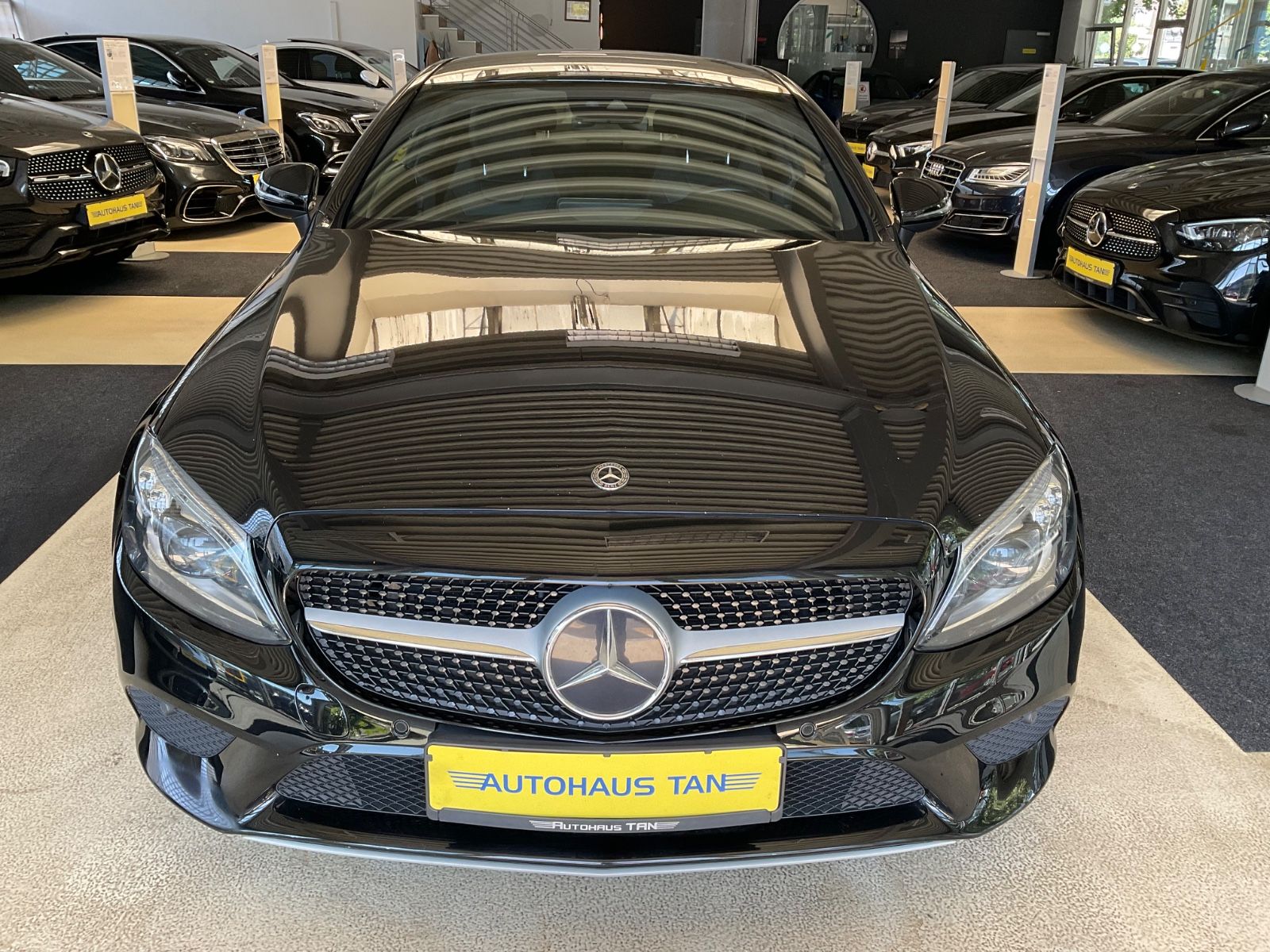 Fahrzeugabbildung Mercedes-Benz C 220 d Coupe * AMG FELGEN *