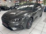 Ford Focus 2.3 Aut. ST Styling-Paket *Pano*Head Up* - Ford Focus mit Benzin-Antrieb: Kleinwagen, Automatik