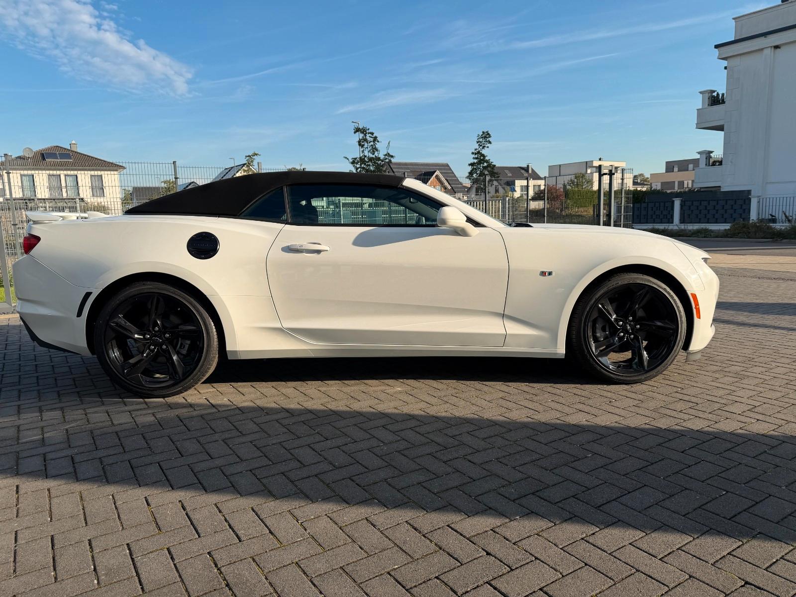 Chevrolet Camaro RS Convertible