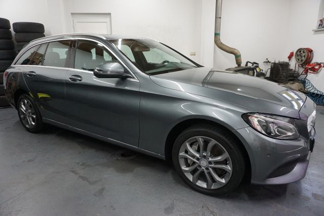 Mercedes-Benz C250T-Model,Navi,Led,Ab-Tempomat,Pdc,Sitzheizung