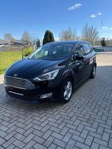 Ford Grand C-Max 1,0 EcoBoost 92kW Titanium Titanium