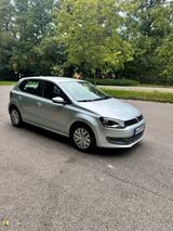 Volkswagen Polo 1.6 TDI DSG 66kW - - Volkswagen Polo aus 2010: TDI