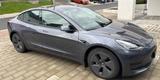 Tesla Model 3 Hinterradantrieb RWD RWD - Tesla Model 3 von privat