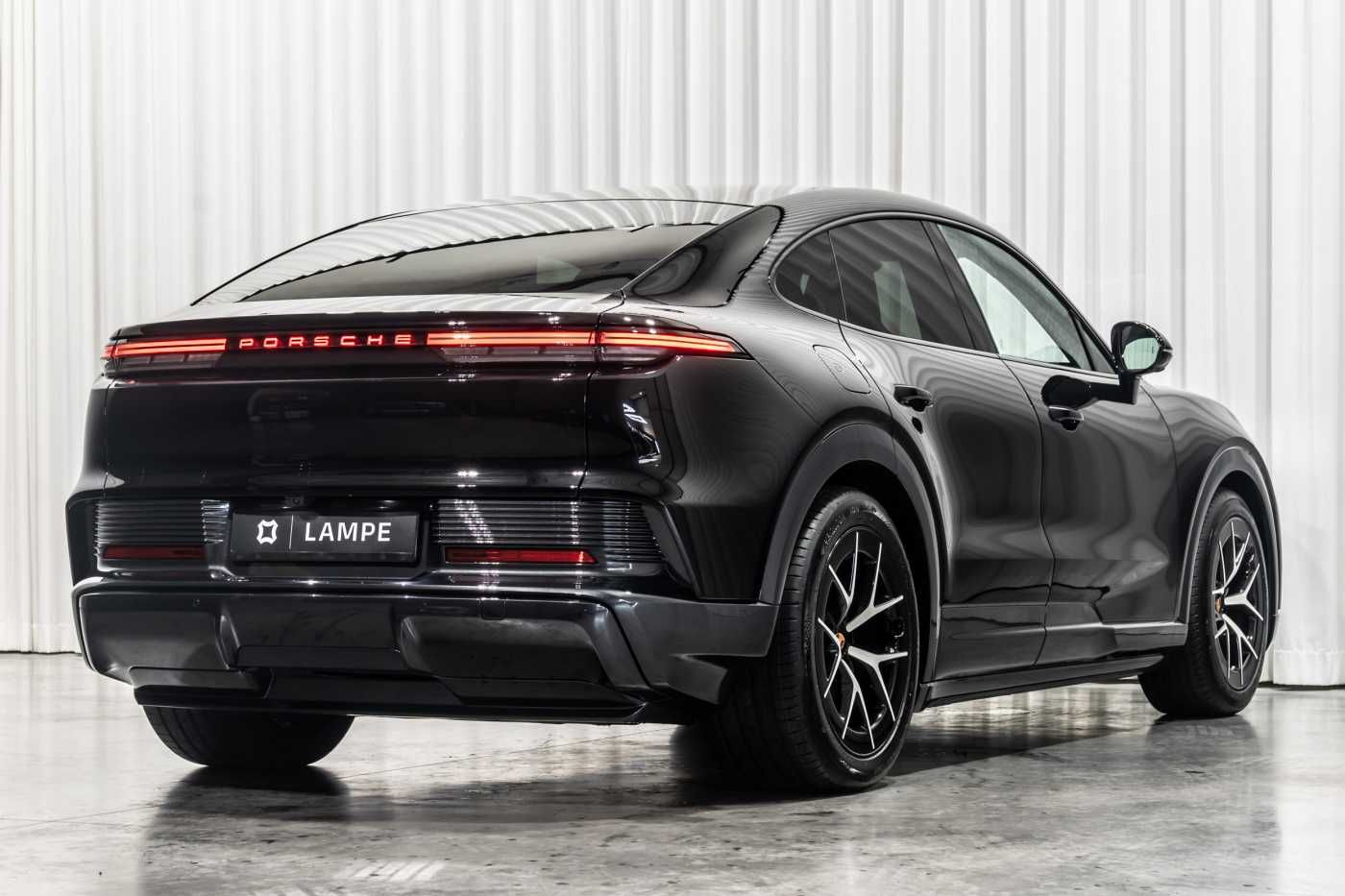 Porsche Cayenne Electric Coupé Pano BOSE Trekhaak Matrix imagem 3