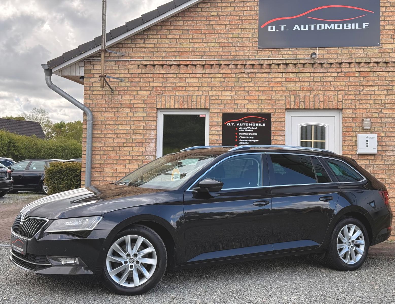 Skoda Superb Combi Sport Style 2.0 DSG ACC|LED|Navi|