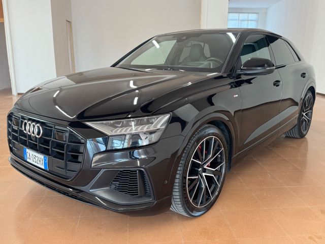 AUDI Audi Q8 50 TDI 286 CV quattro tiptronic Sport