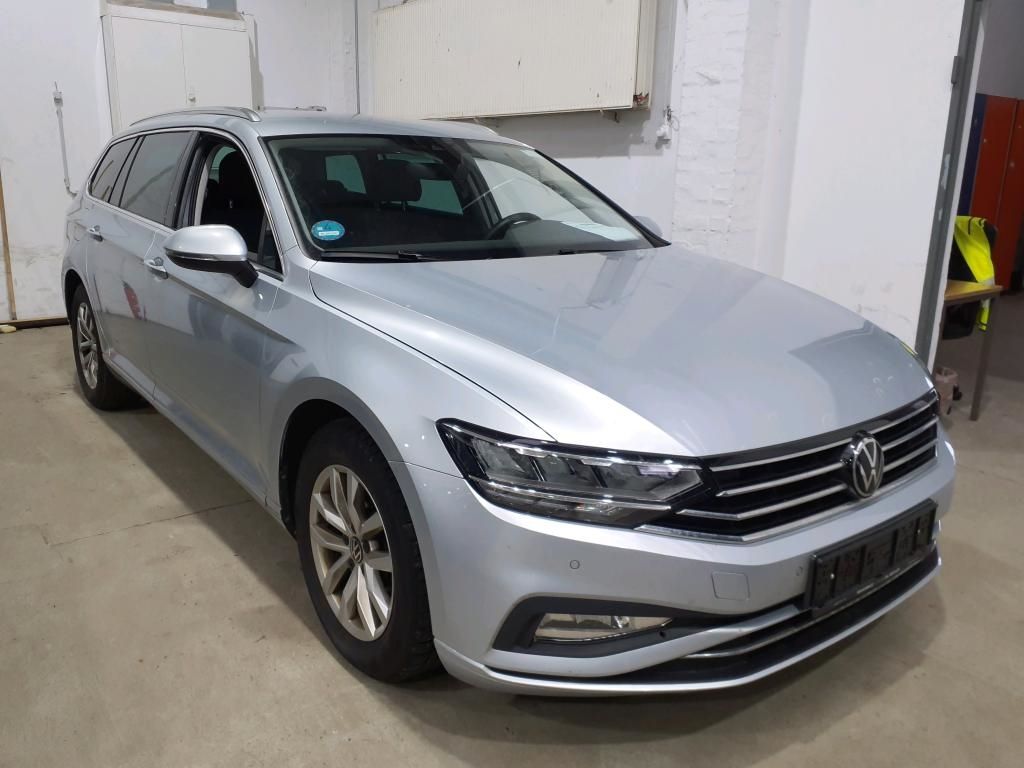 Passat Variant 2.0TDI DSG Business AHK/Kamera/VC