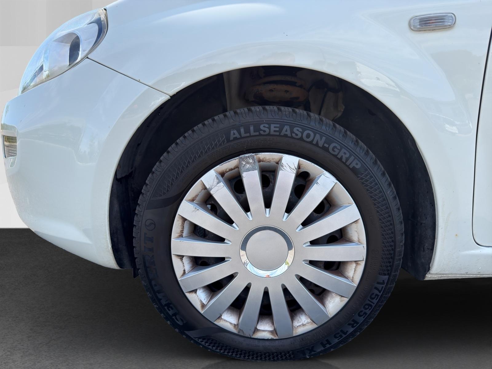Fiat Punto 1.4 8V Pop 3-türer / Klima AHK ZV HU neu