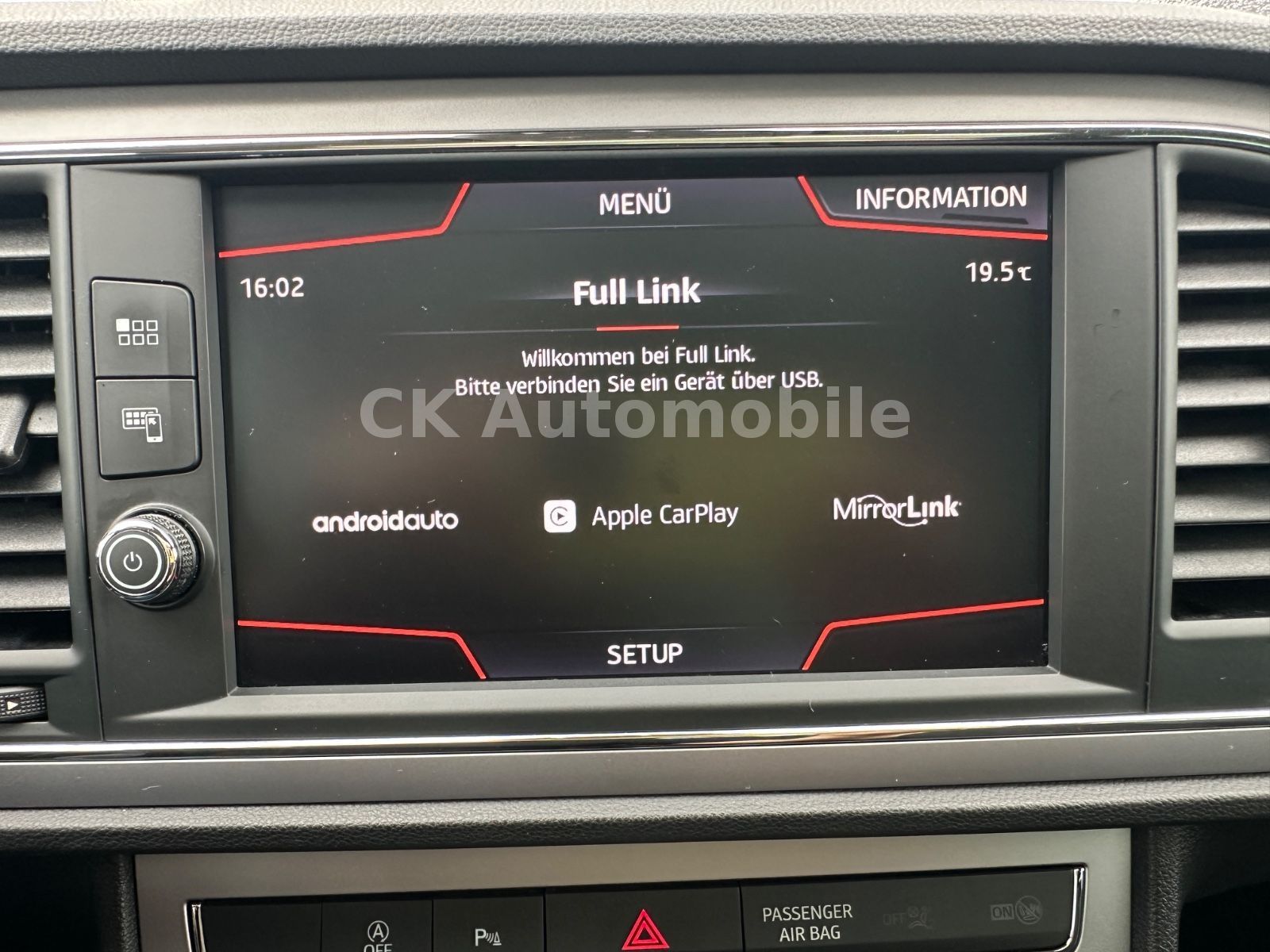 Fahrzeugabbildung SEAT Leon ST Style Automatik/Navi/Pano/Klimaa/LED/AHK