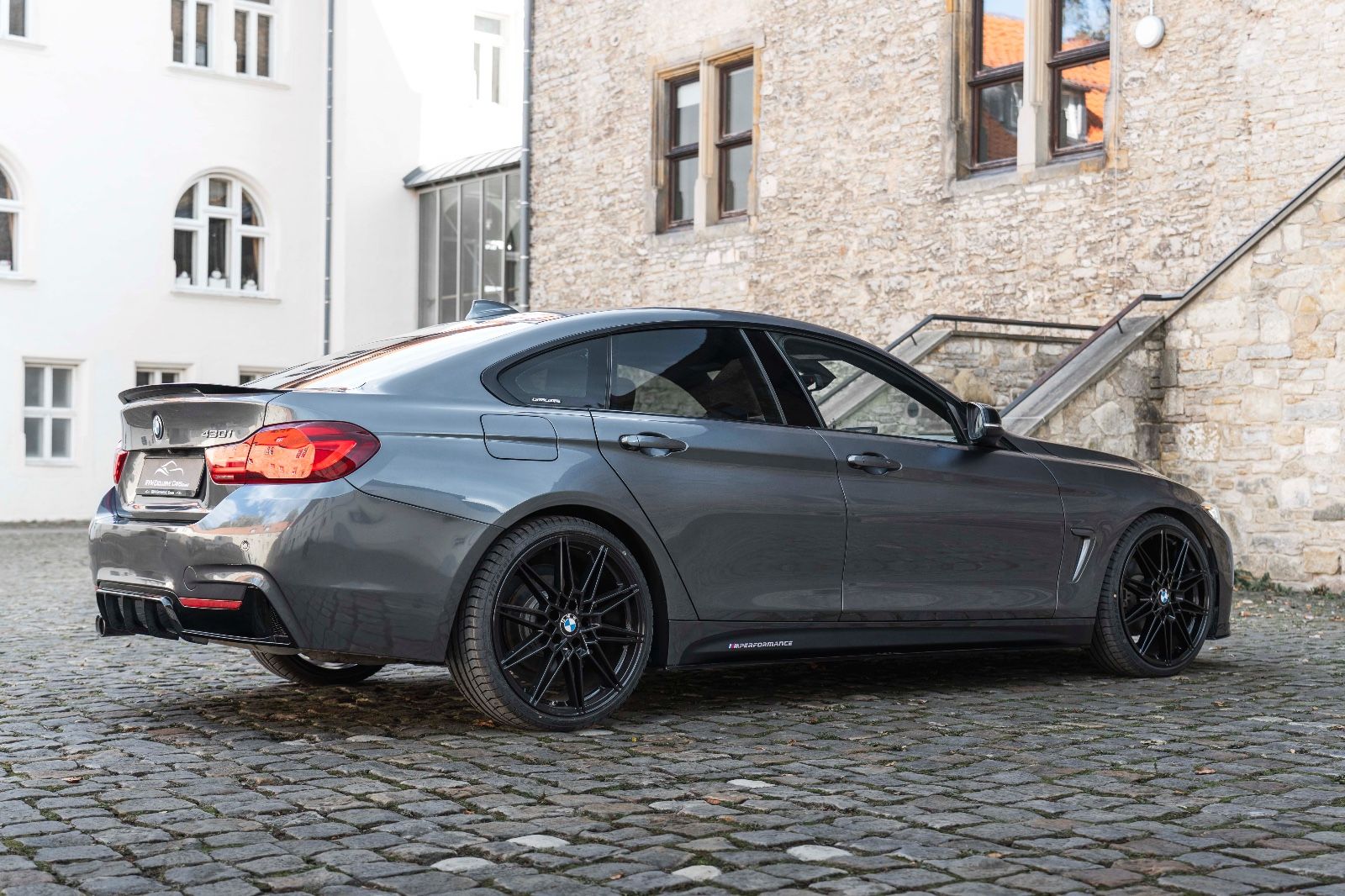 Fahrzeugabbildung BMW 430i GC M-Performance HIFI LED KAM NAV CARPLAY