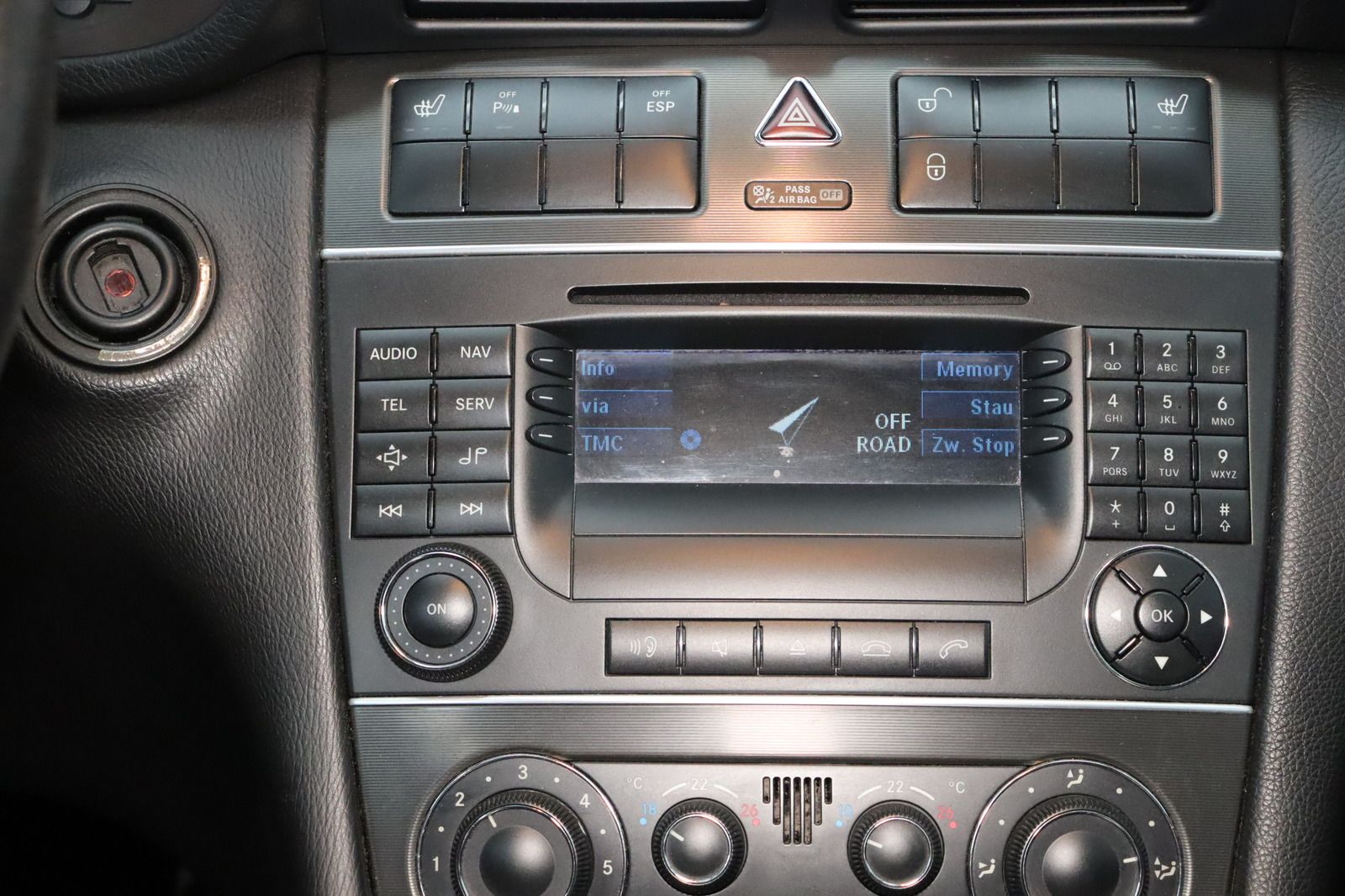 Fahrzeugabbildung Mercedes-Benz C 230 Sportcoupé * Navi * Sitzhzg. * PDC