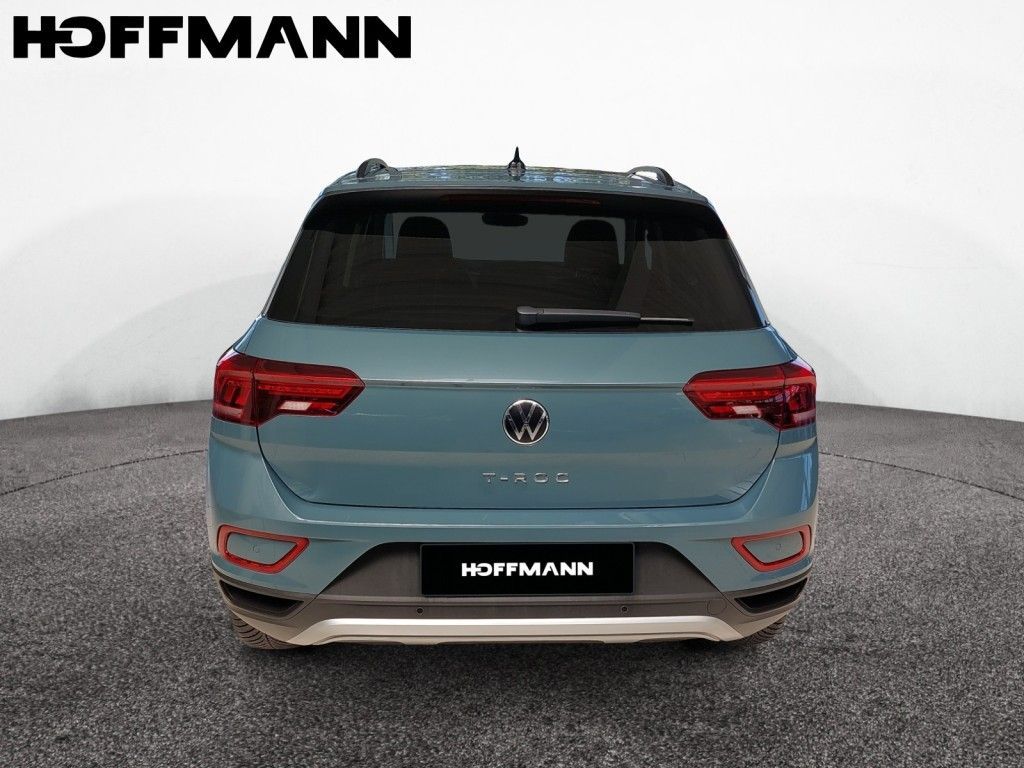 Fahrzeugabbildung Volkswagen T-Roc 1.5 TSI Life AHZV Standheizung