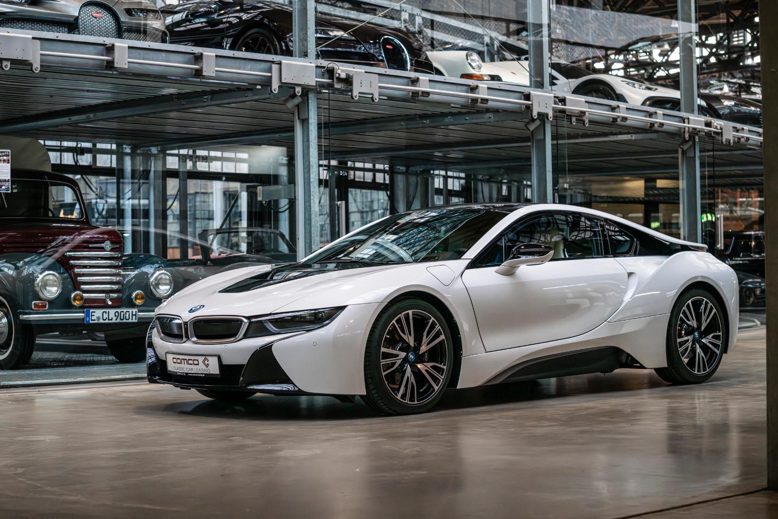 BMW i8 Coupe Pure Impulse