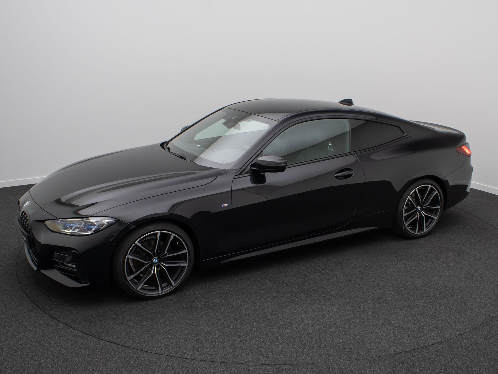 Fahrzeugabbildung BMW 420d Coupé M Sport Laser Kamera DAB Alarm 19Zoll
