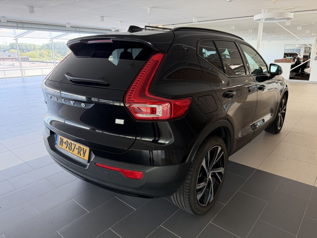 Volvo XC40 1.5 T4 Recharge R-Design Expression imagem 3
