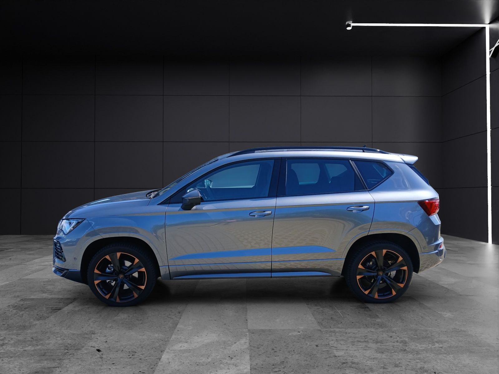 Fahrzeugabbildung SEAT Ateca TSI DSG AHK LED Navi AID ACC 360° 19"