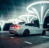 BMW M4 Coupé M4 Deutsches Fahrzeug Tüv Neu - weiße BMW M4