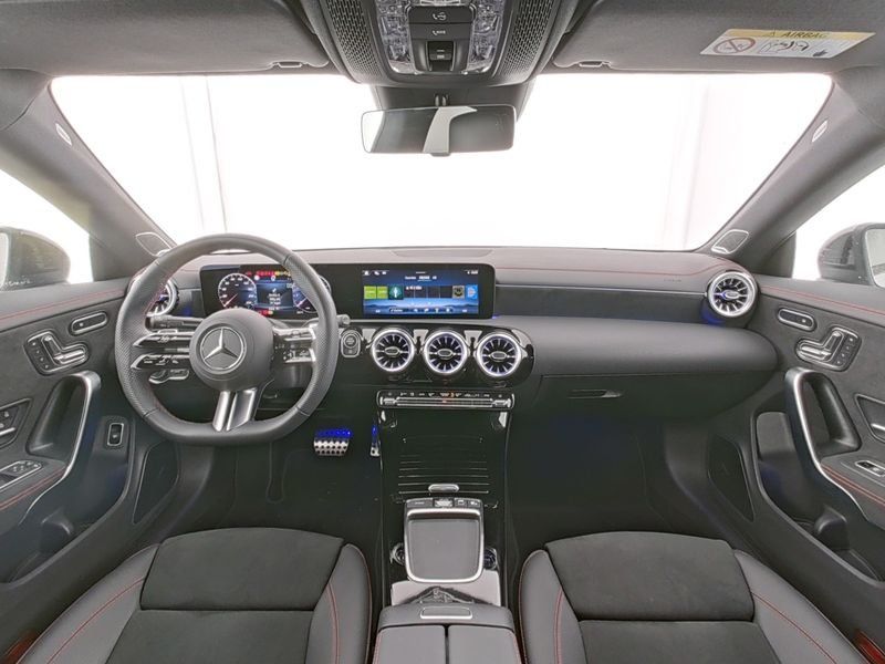 Fahrzeugabbildung Mercedes-Benz CLA 200 AMG*Pano*Burmester*Night*20"*Totwin*Memo