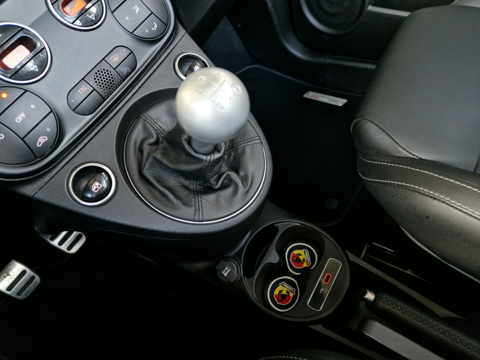 Fahrzeugabbildung Abarth 595C  Turismo XENON NAVI ALU