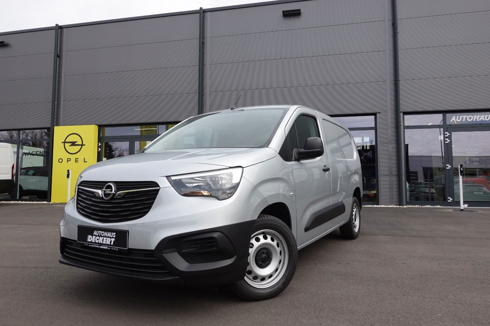 Fahrzeugabbildung Opel Combo Cargo XL Edition 1.5 Diesel 75kW