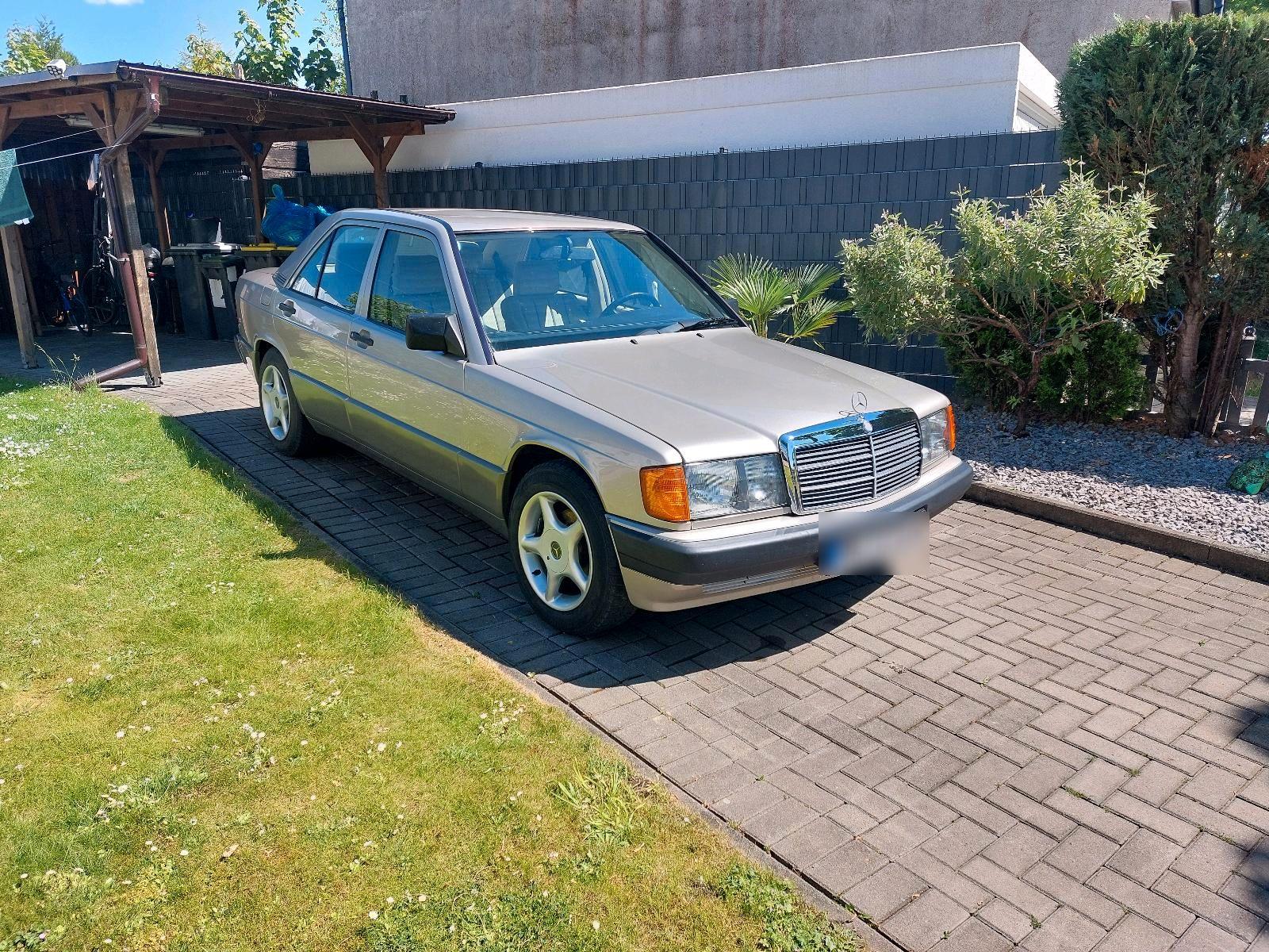 Mercedes-Benz 190