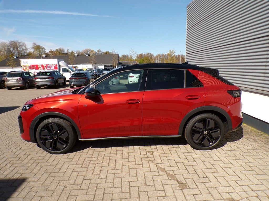 Fahrzeugabbildung Volkswagen T-Roc R-Line 1.5 l eTSI DSG Pano*Keyless*AHK*IQ