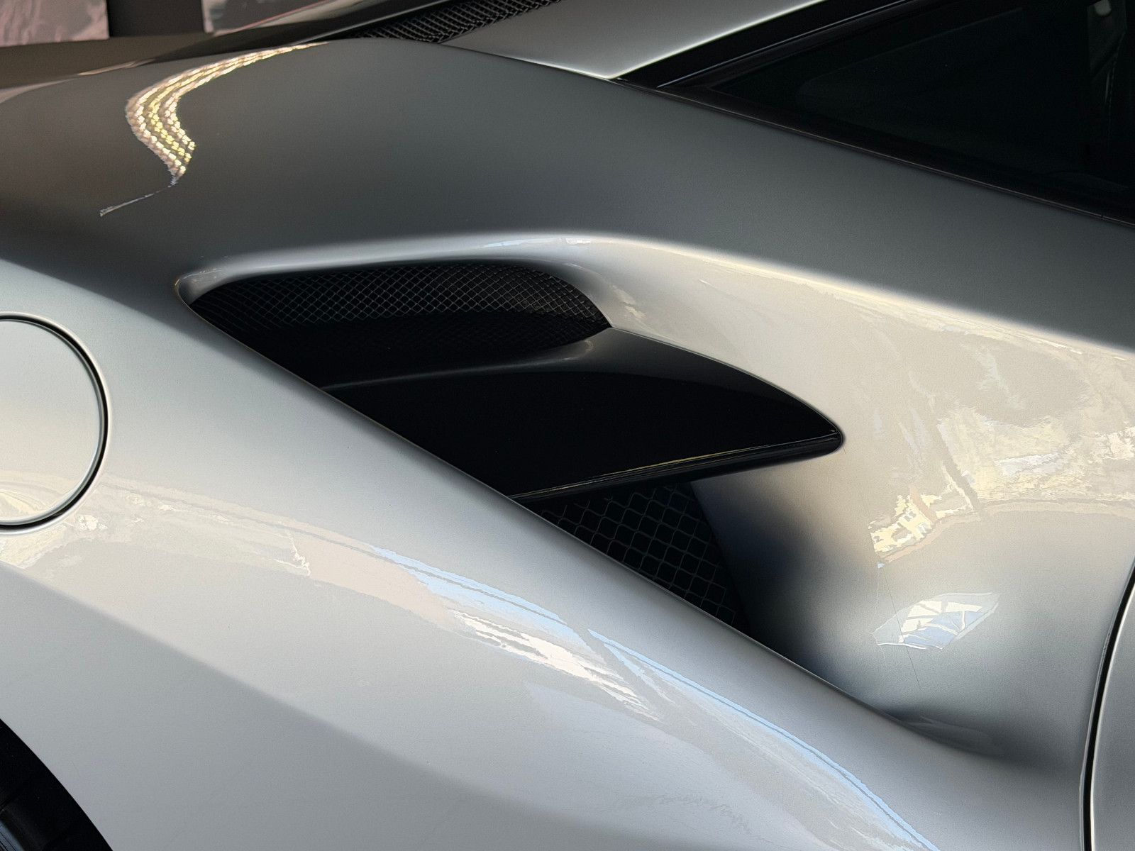 Fahrzeugabbildung Ferrari 488 GTB GTB Coupé DCT/SCUDERIA/KAMERA/