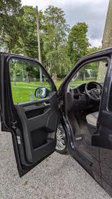 Volkswagen VW Multivan T6 2.0 TDI DSG BlueMotion - VW T6 Multivan in Köln
