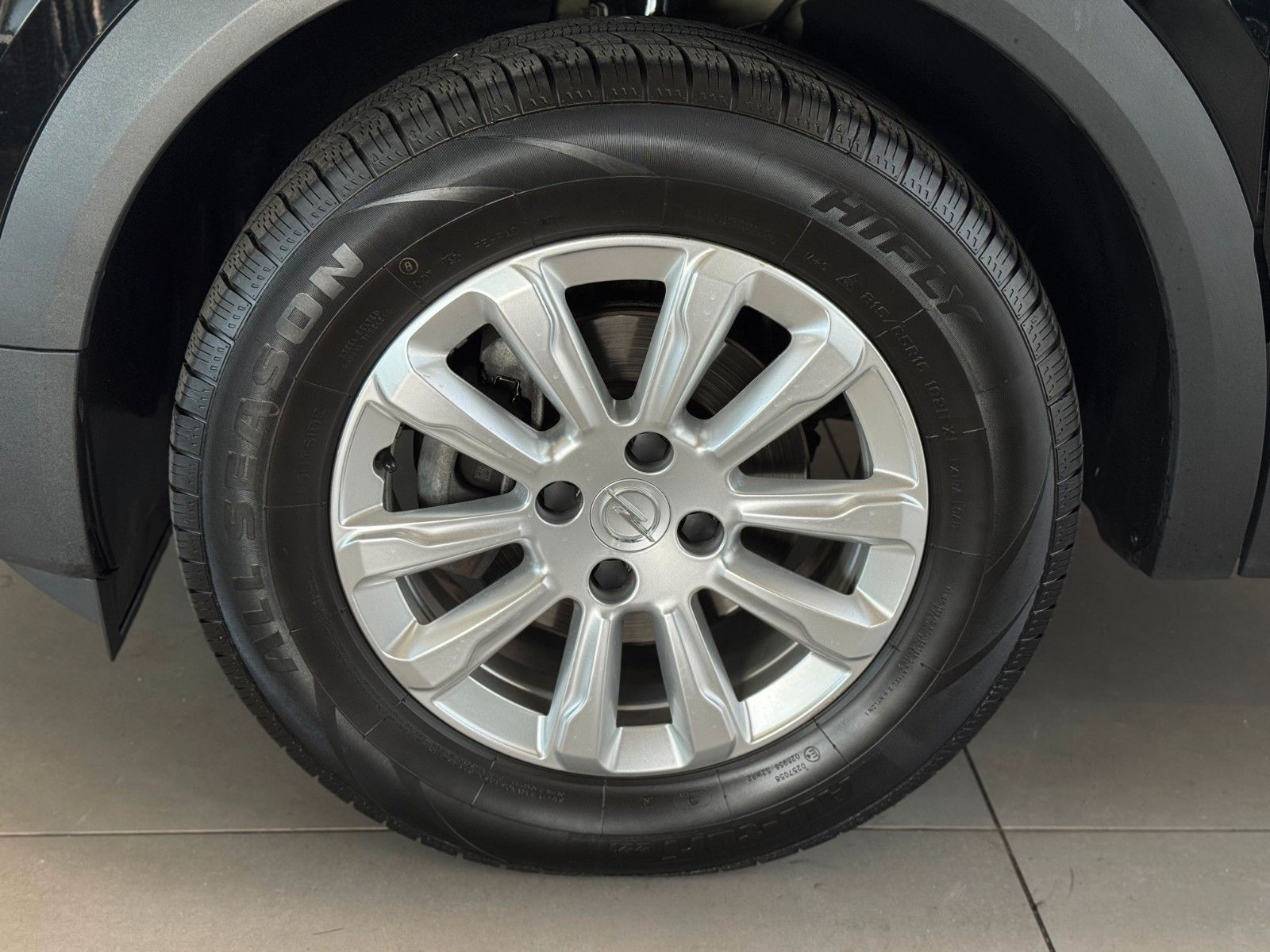 Fahrzeugabbildung Opel Mokka 1.2 Turbo Edition "Klima Tempomat DAB LED"