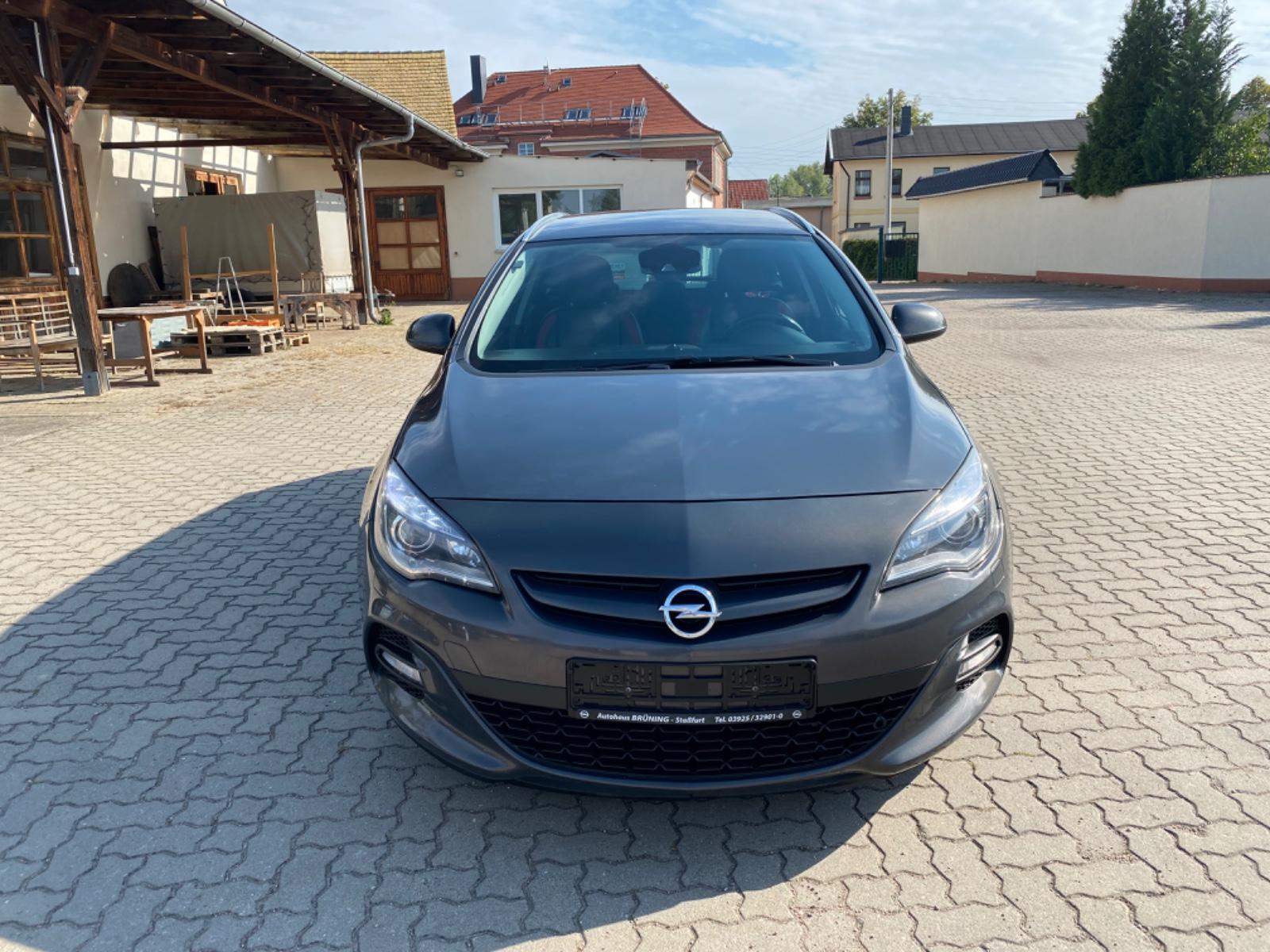 Opel Astra J Sports Tourer BiTurbo Xenon.AHK"Leder,