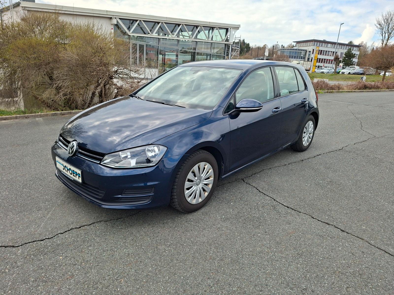 Volkswagen Golf VII Lim. Trendline BMT