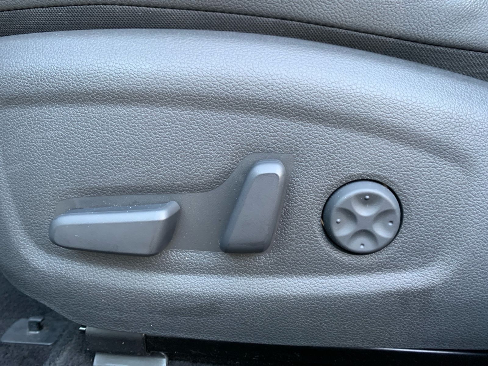 Fahrzeugabbildung Hyundai i30 Kombi 1.5 T-GDI 7-DCT N Line Mild-Hybrid