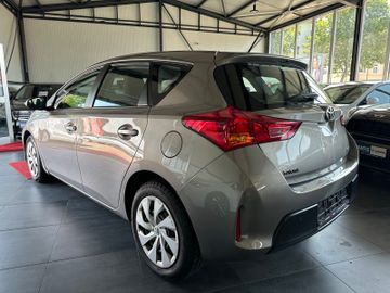 Toyota Auris - 8