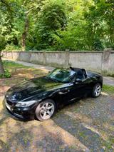 BMW Z4, schwarz, top Zustand, neuer TÜV - BMW Z4 aus 2016