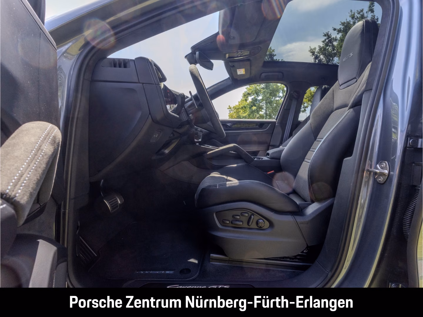 Porsche Cayenne GTS Coupe BOSE Pano LED-Matrix HUD InnoD