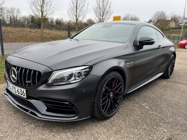 Mercedes-Benz C 63S AMG Carbon Performance Aero Night GARANTIE