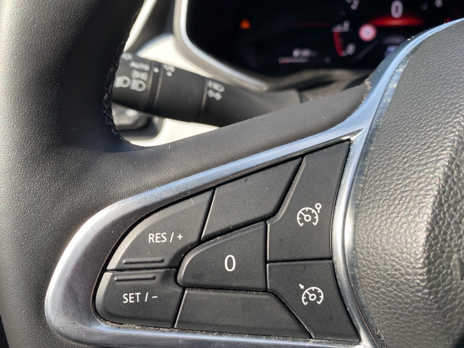 Fahrzeugabbildung Renault Clio V 1.0 TCe 90 Techno *GJR*Kamera*PDC*Sitzhzg