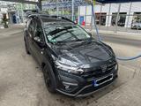 Dacia Jogger TCe 110 Extreme+ 5-Sitzer + Full Service - Dacia Jogger von privat