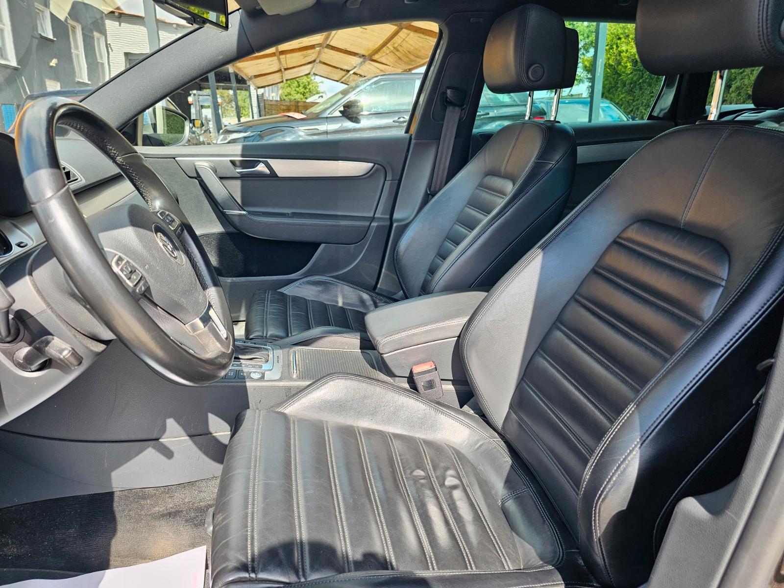 Volkswagen Passat Alltrack 2012 — photo 14