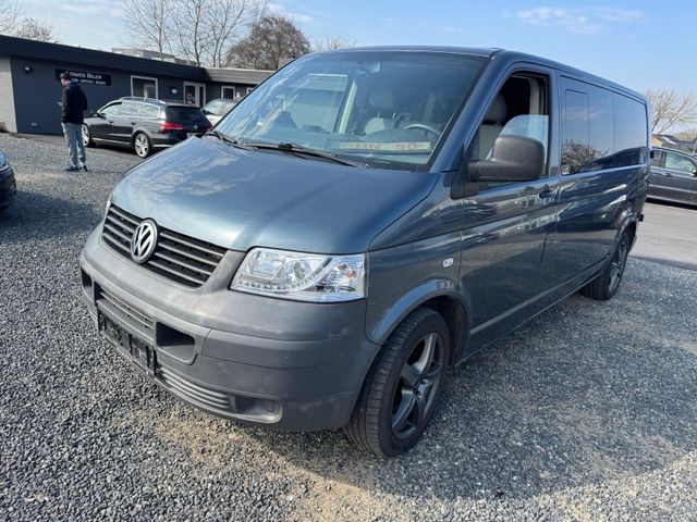 Volkswagen T5 Transporter Caravelle Shuttle 1.9 TDi 9 seats