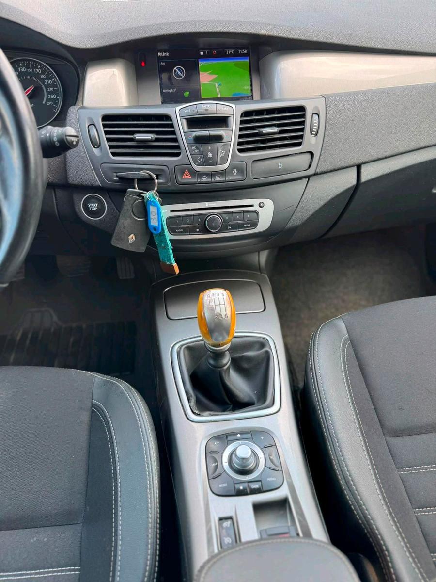 Renault Laguna 2014 — photo 5
