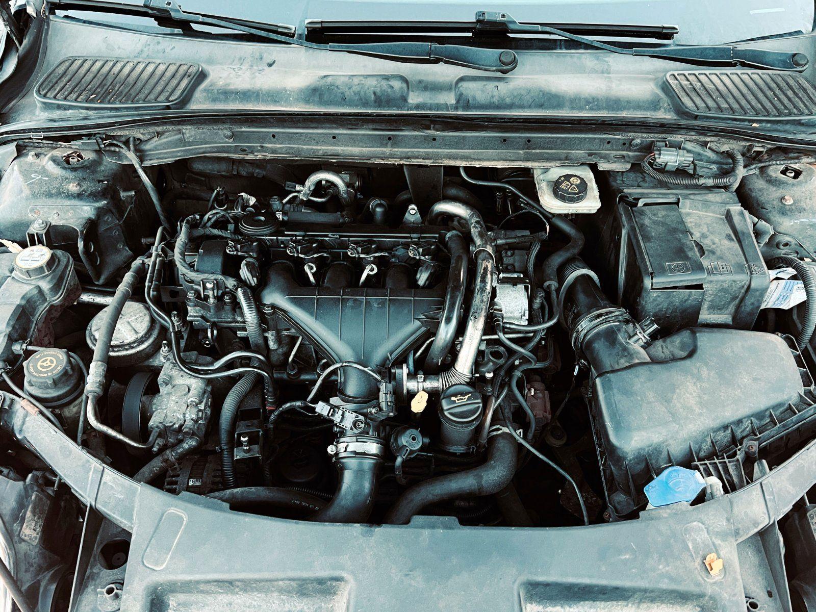 Ford Mondeo 2010 — photo 14