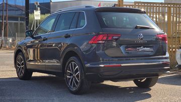 Volkswagen Tiguan - 5
