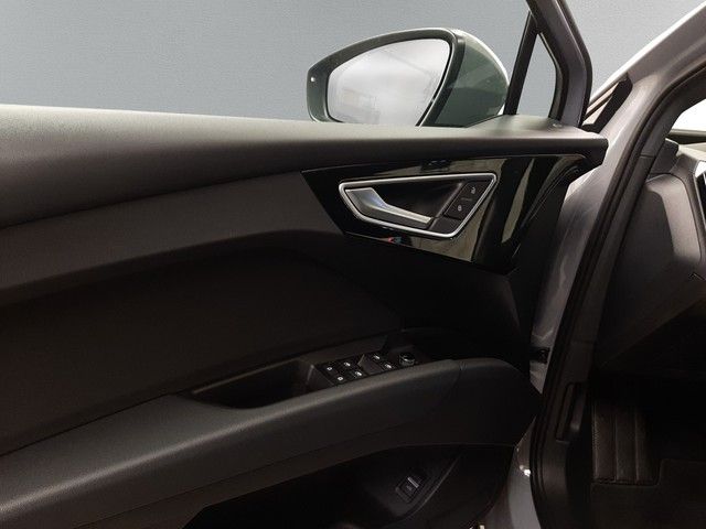 Fahrzeugabbildung Audi Q4 e-tron S line 40 Navi Matrix Kamera eleHeck