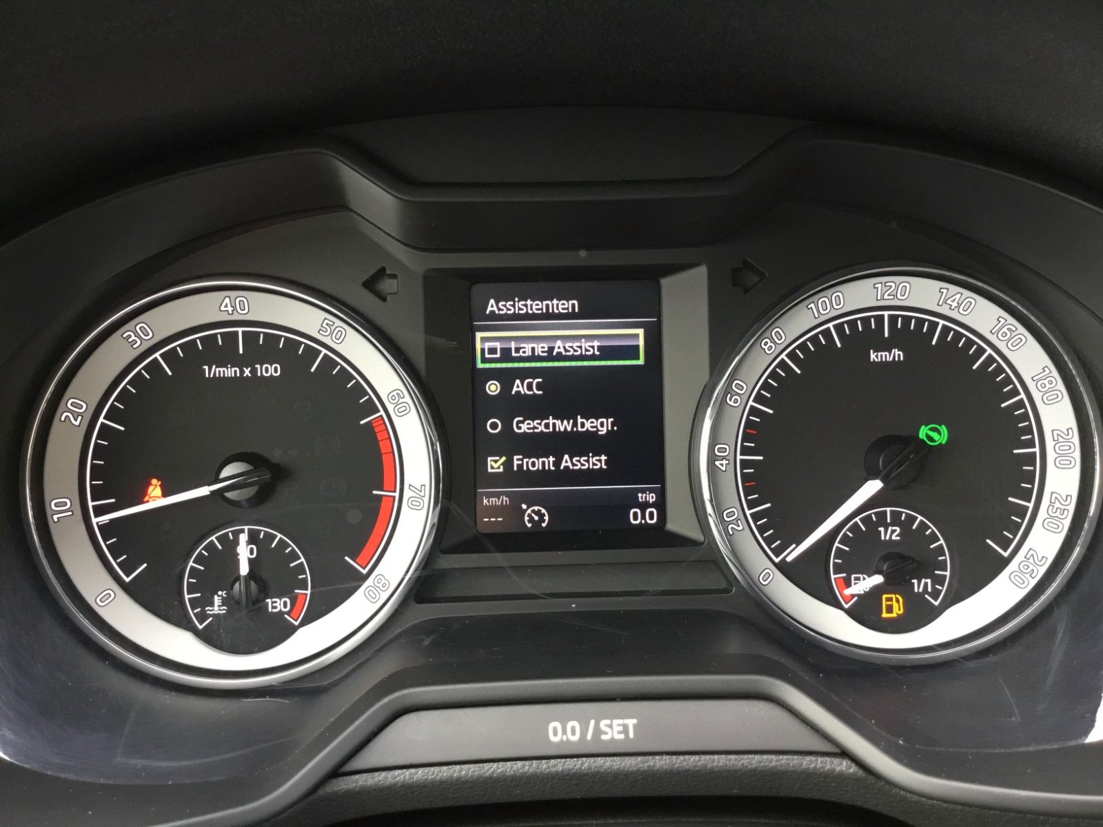 Fahrzeugabbildung SKODA Octavia 2.0 TSI DSG 4x4 Style Combi+AHK+Kamera