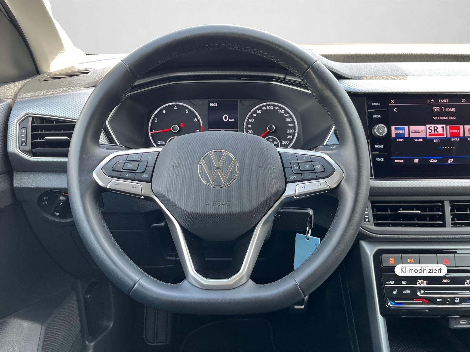 Volkswagen T-Cross - Bild 10