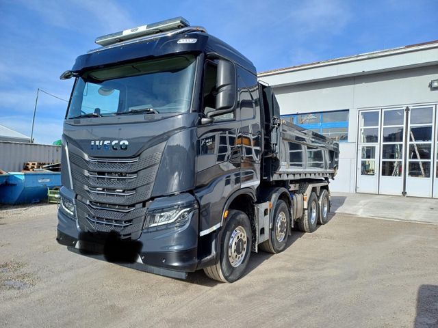 Iveco X - Way 530 8x4 Kipper