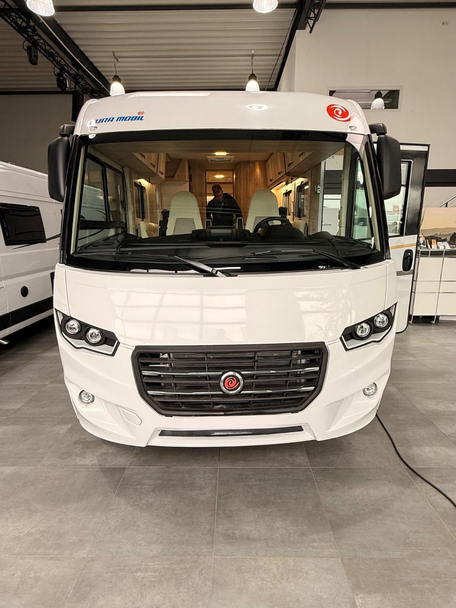Eura Mobil Integra Line 720 EF*Dachklima*AHK*kein Hubbett
