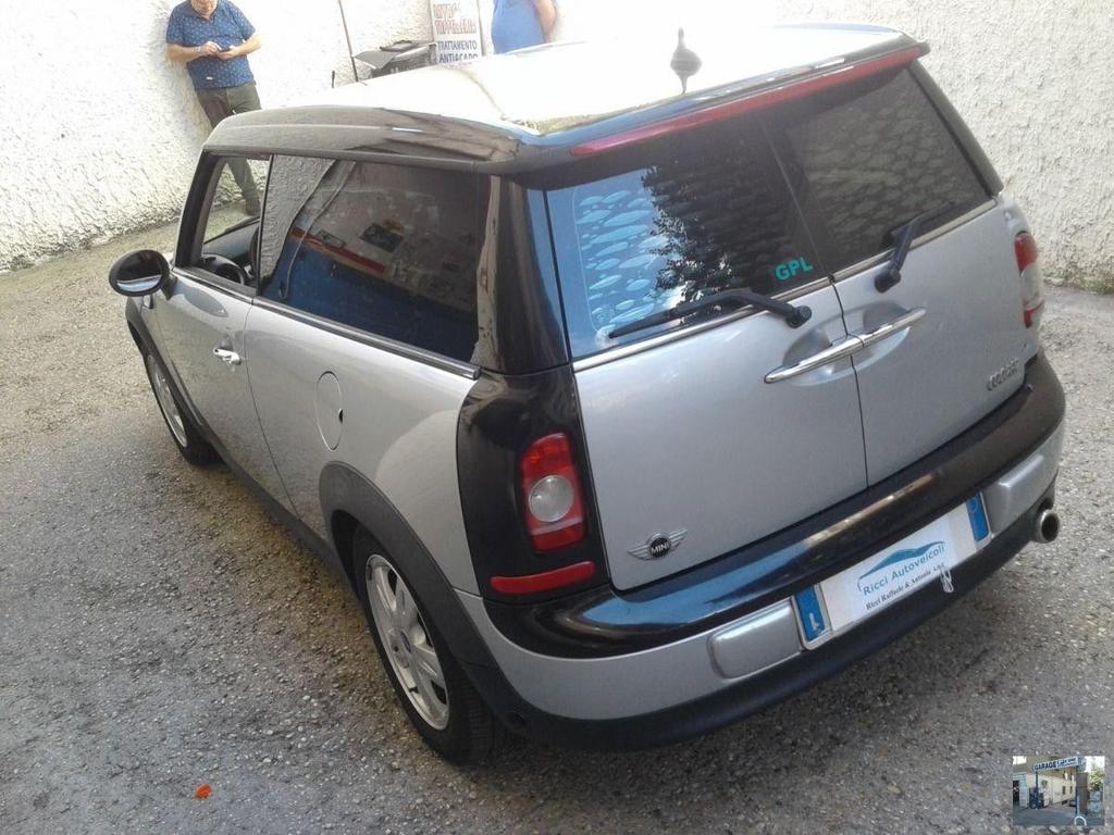 MINI Cooper Clubman