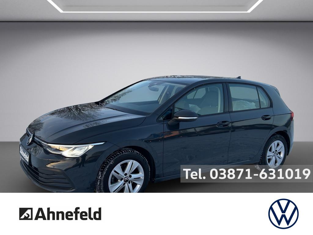 Volkswagen Golf VIII Life